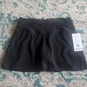 Brand new LuluLemon 14 all it takes mini skirt black